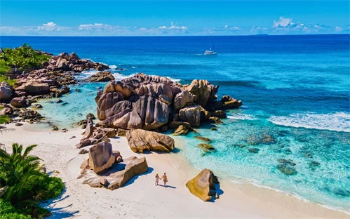 Najbolj znana plaža na Sejšelih - La Digue