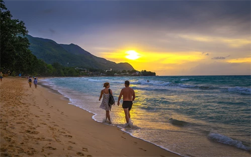 Sejšeli - Plaža Beau Vallon