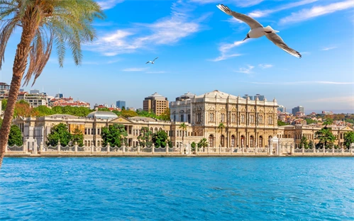 Palača Dolmabahce