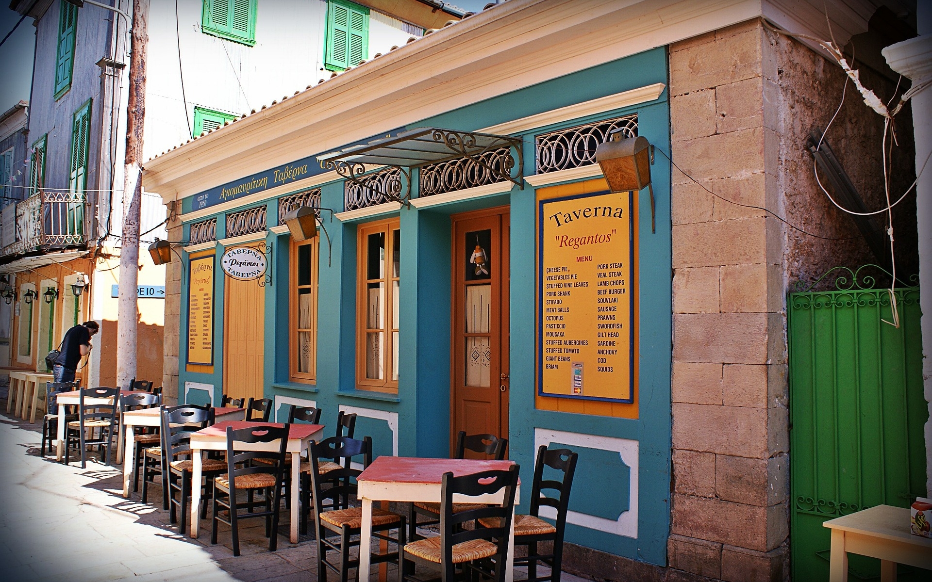 Prijetne kavarne v mestu Lafkada