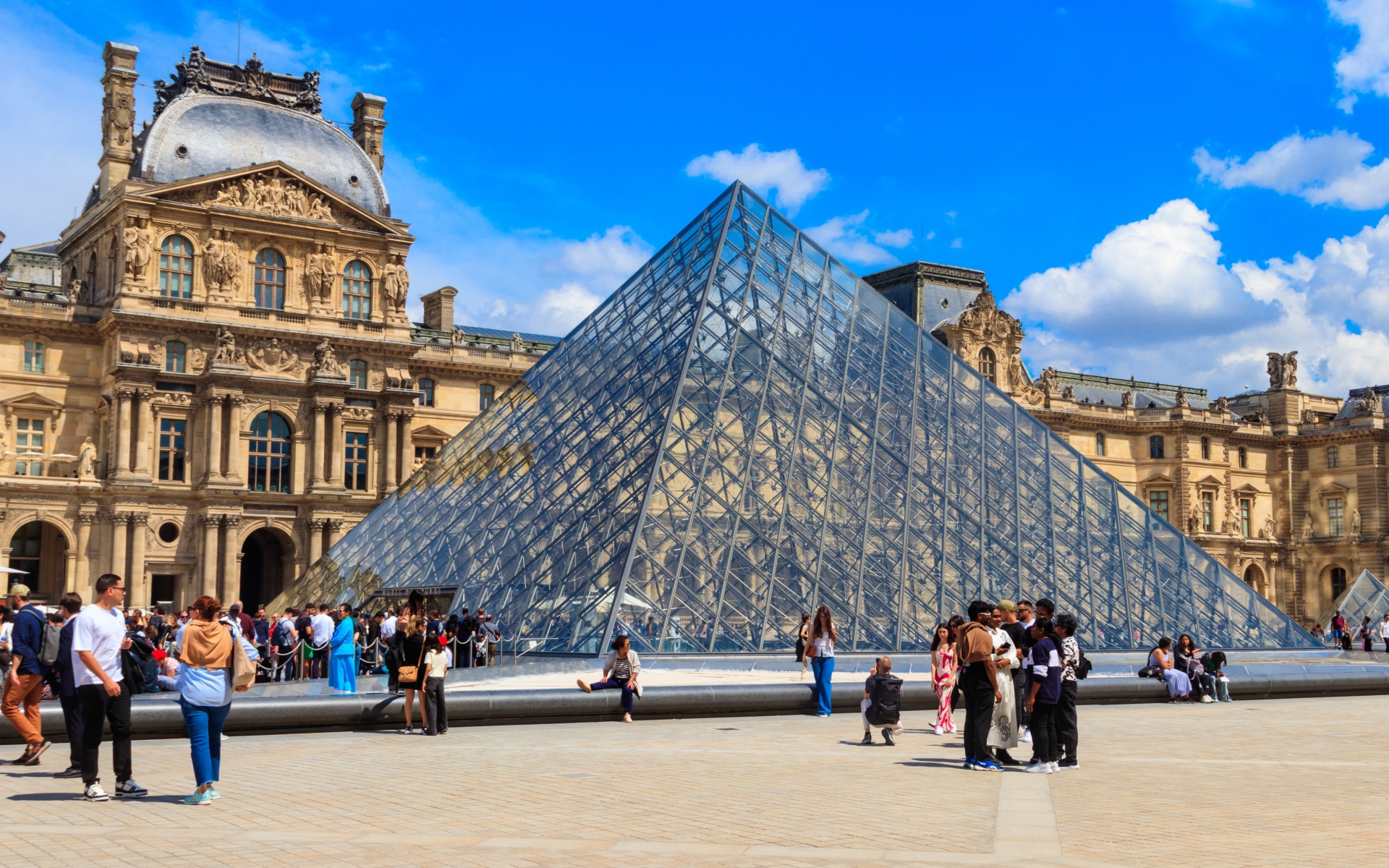 Louvre